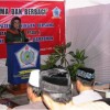Bupati Kuningan, Hj Utje CH Suganda saat memberikan sambutan sebelum memberikan santunan kepada anak yatim.
